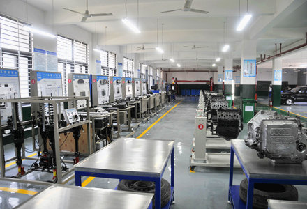 新能源汽车实训室